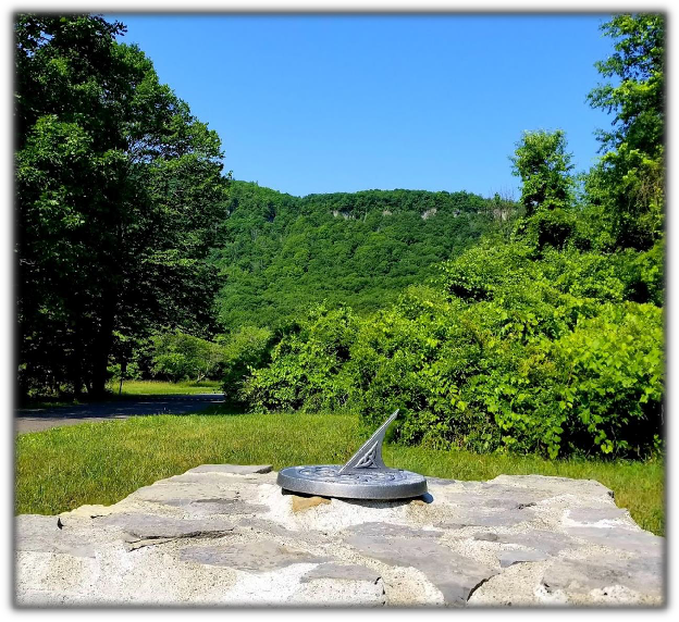 Hike To The Longhouse Heldeberg Workshop